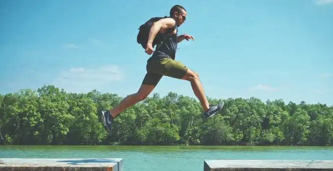 Man able to jump after having MLS therapy.